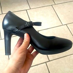 Clark Heels Mary Jane Flight Attendant Heel